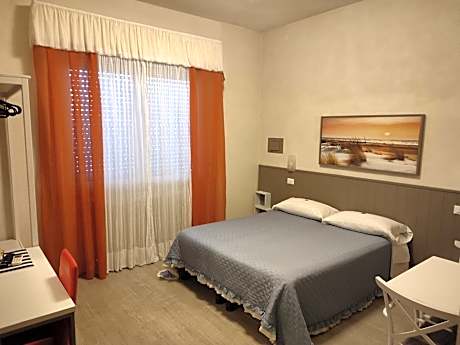 Large Double Room with Garden View