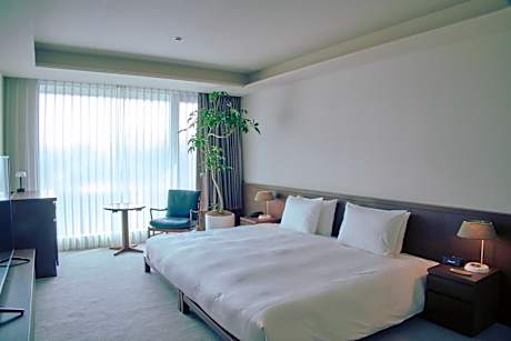 Japanese Suite with Lounge Access - Former Nintendo Headquarter