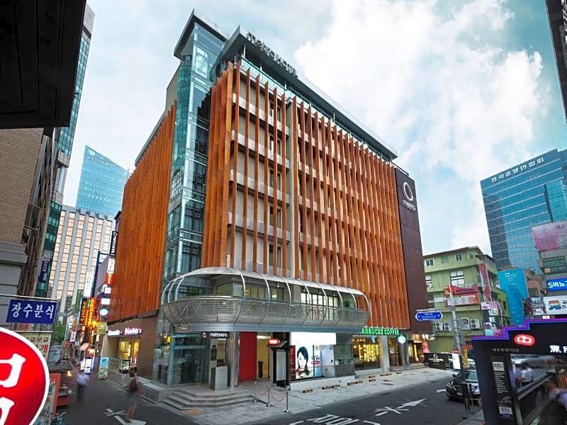 Photo 1 of 50 of Metro Hotel Myeongdong