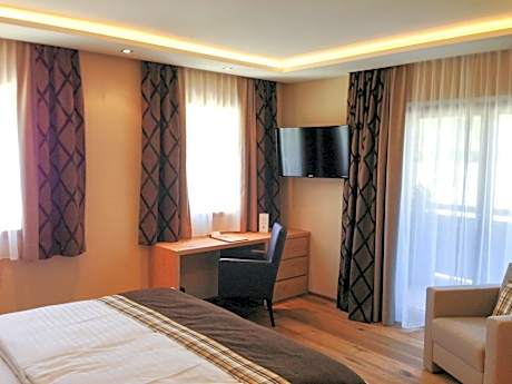 Superior Double Room with Balcony