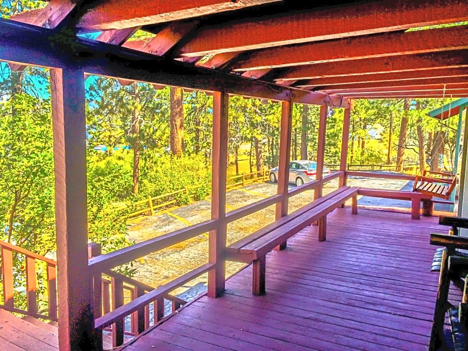 ITH Big Bear Lake Hostel & Retreat Center