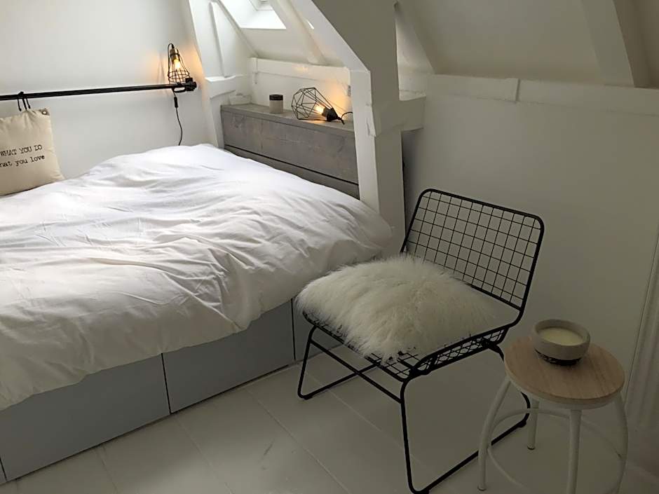 Your a Royalty - Equal Design by JoyJoyJoy - Top Floor and Top Views - Creating houses for the poor