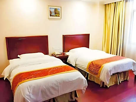 2 Bed Twin Superior Room