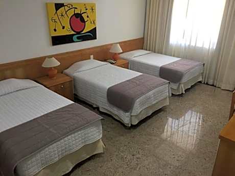 Triple Room with Sea View
