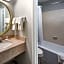 Clarion Pointe Indianapolis Northeast