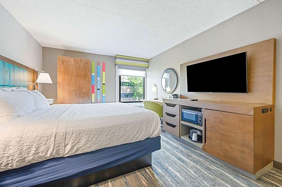 Hampton Inn By Hilton St. Louis/Westport