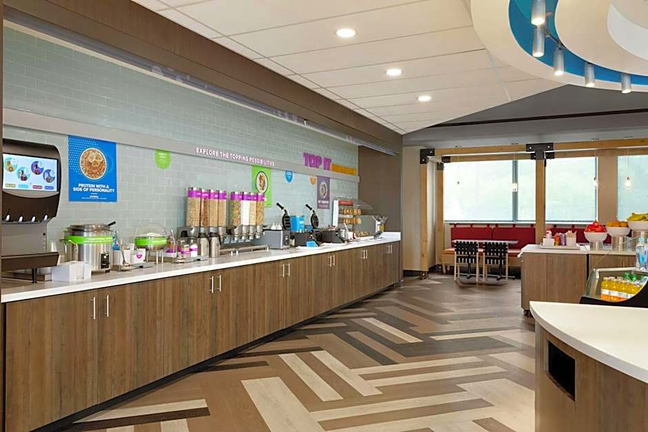 Tru by Hilton St. Charles St. Louis, MO