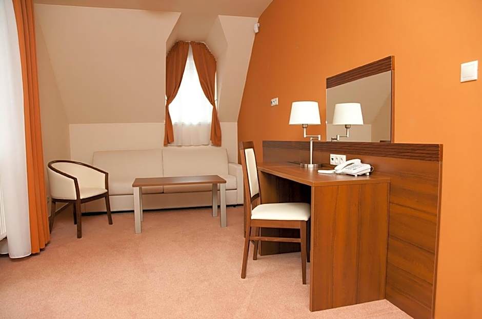 Dom zdravia - KÚPELE PIENINY