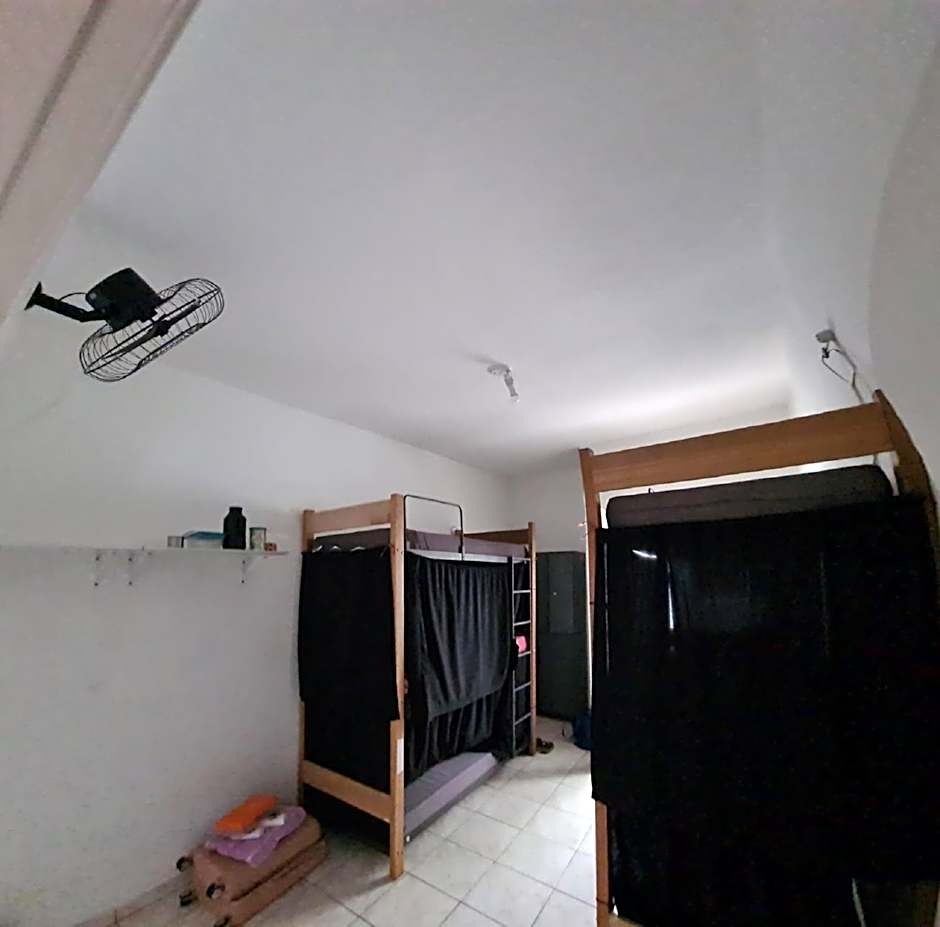 Hostel Praia 102