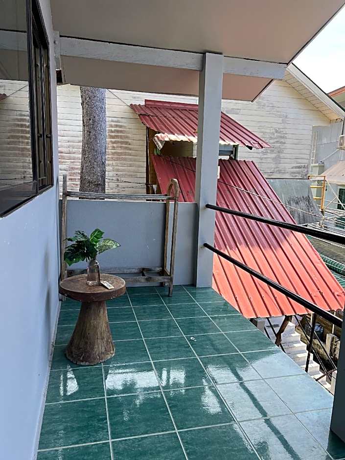 TARA INN