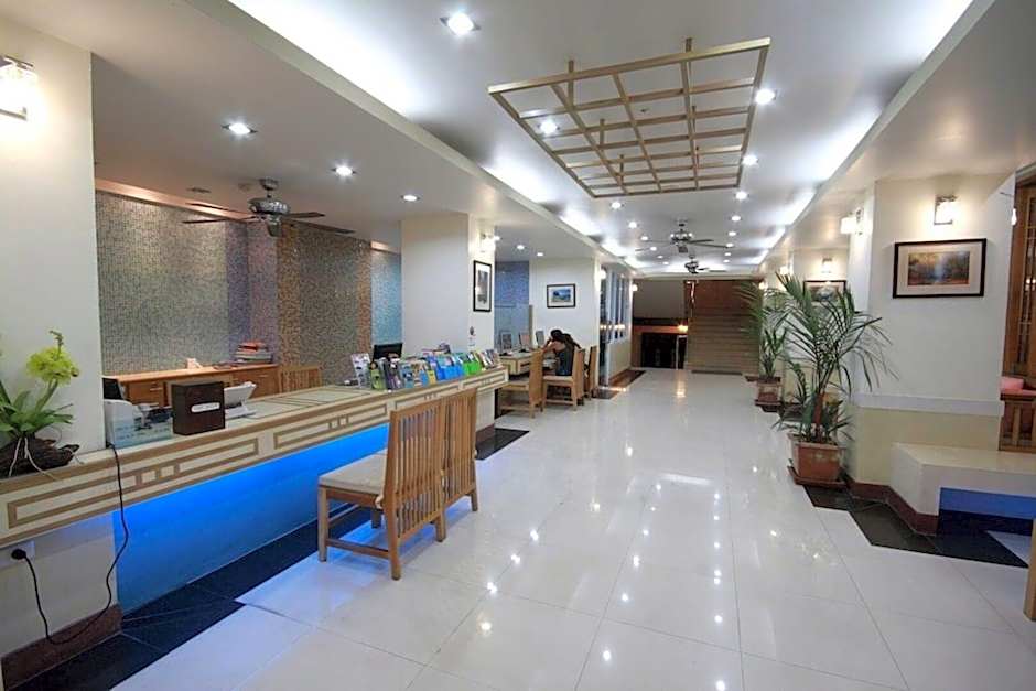 First Residence Hotel