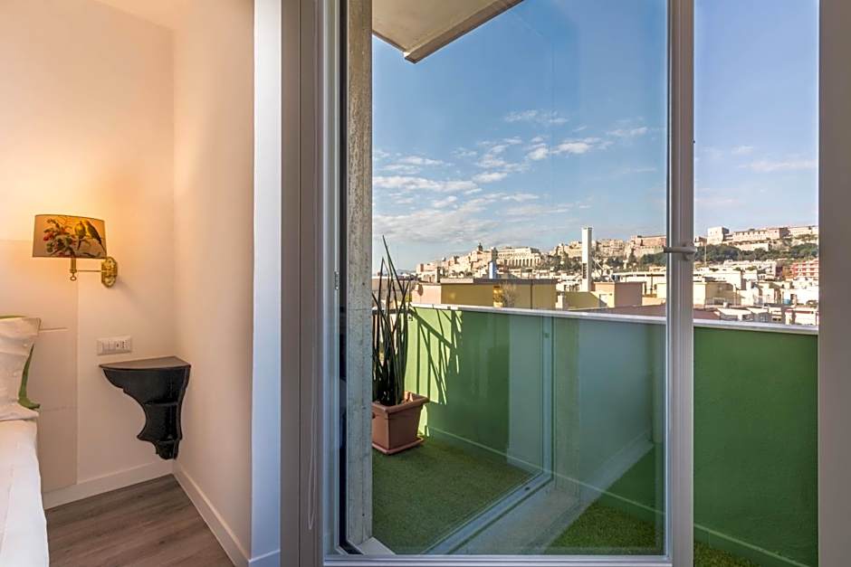 Eleventh Floor Suites