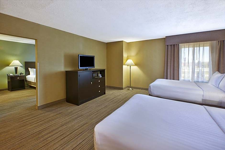 Country Inn & Suites by Radisson, Benton Harbor-St. Joseph, MI