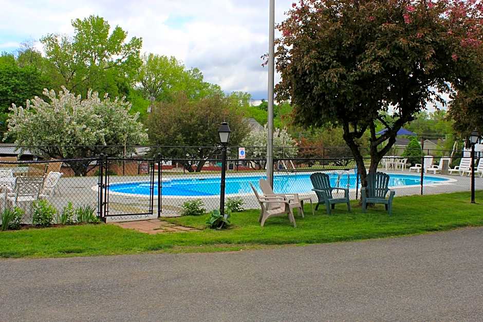 Berkshire Inn