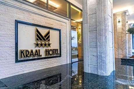 Kraal Hotel