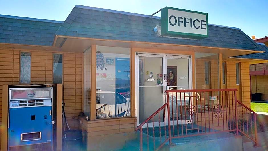Essex House Motel