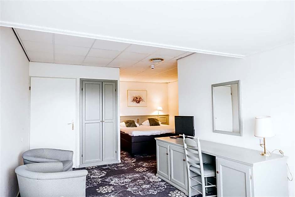 Hotel Sportsbar & Brasserie Dorhout Mees