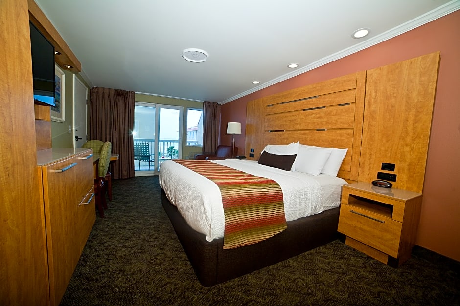 DeSoto Beach Hotel