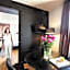 Sweet Hotel