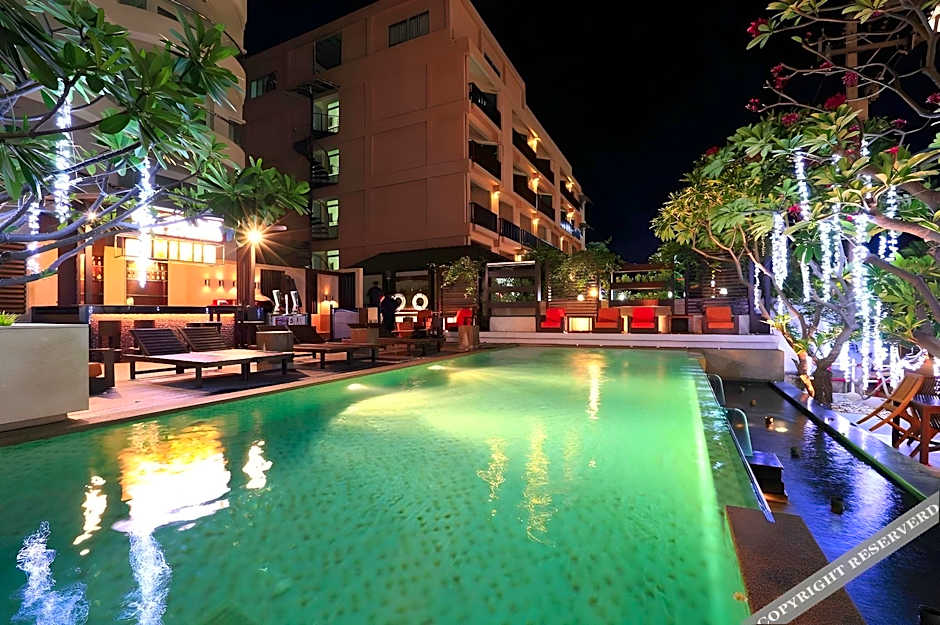 Pattaya Sea View Hotel