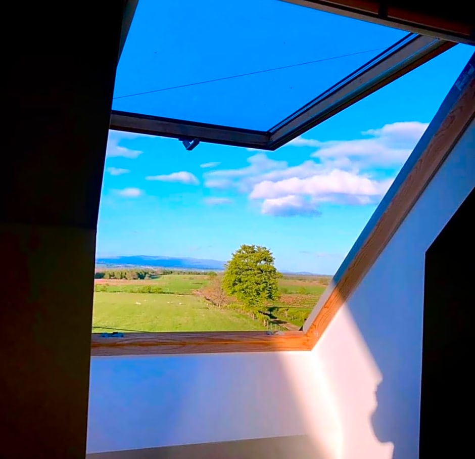 Trossachs Barn & Cabin - boutique B&B