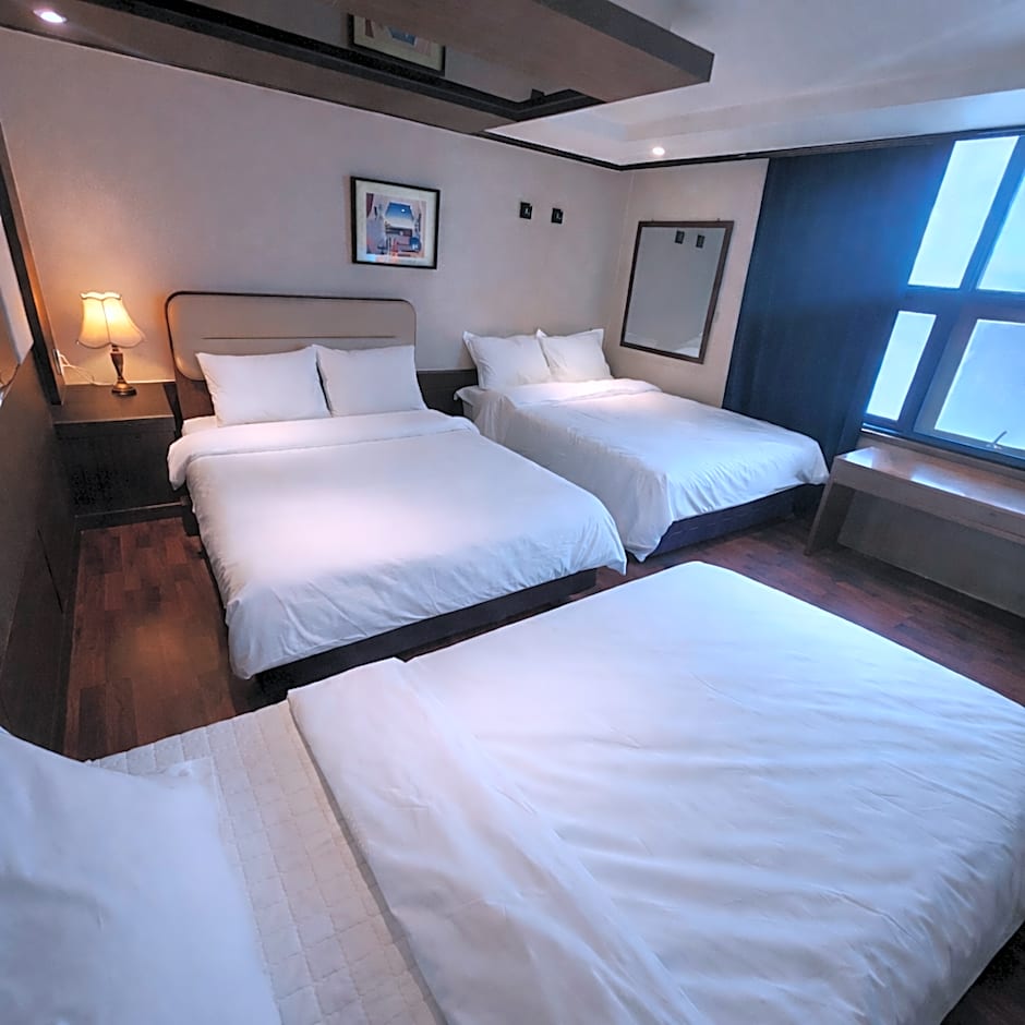 Hotel Busan Station 102