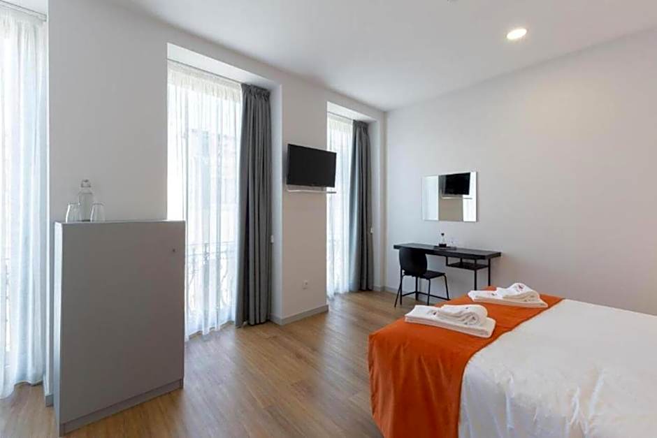 Serra do Pilar Porto Suites