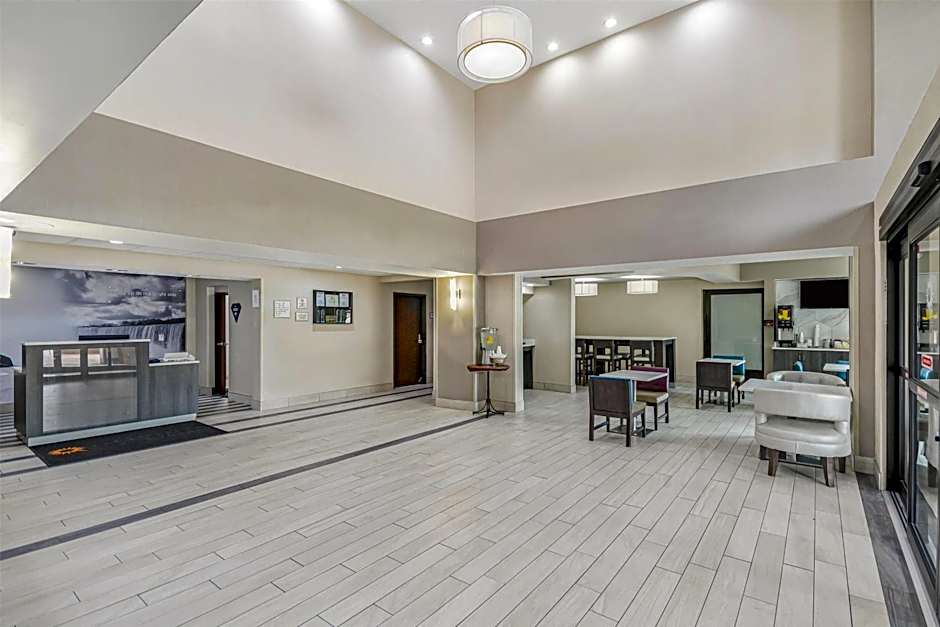 La Quinta Inn & Suites by Wyndham Batavia