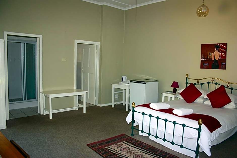 Photo 1 of 5 of Double Room