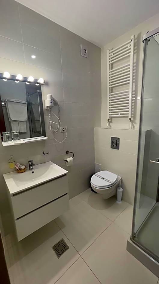 Star Hotel
