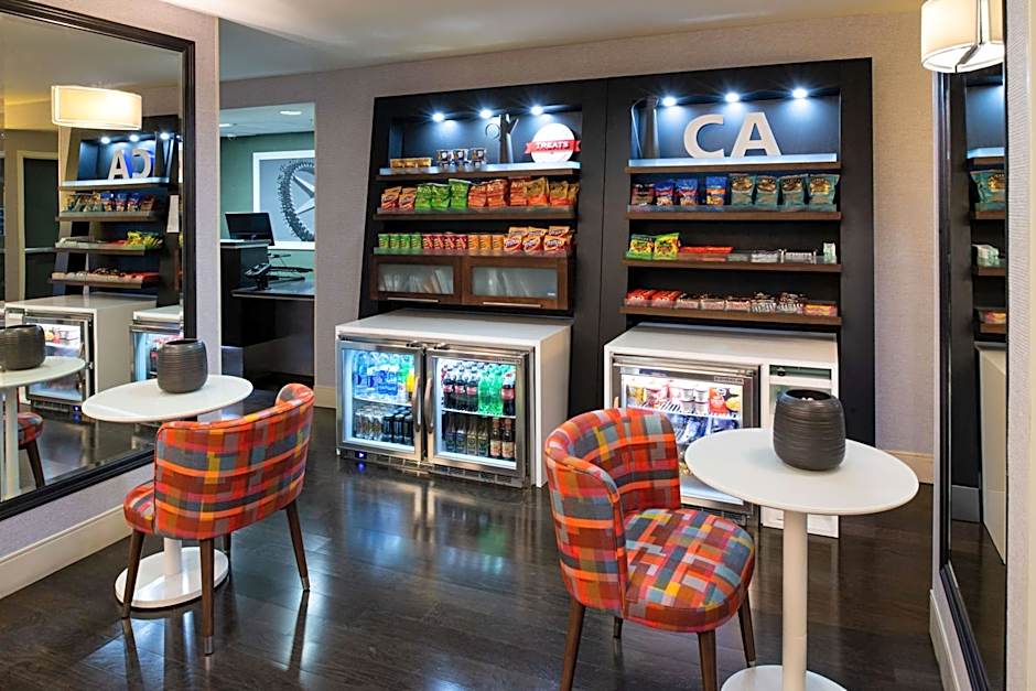 Hampton Inn By Hilton San Francisco-Daly City