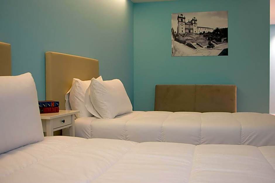 Feira Hostel & Suites
