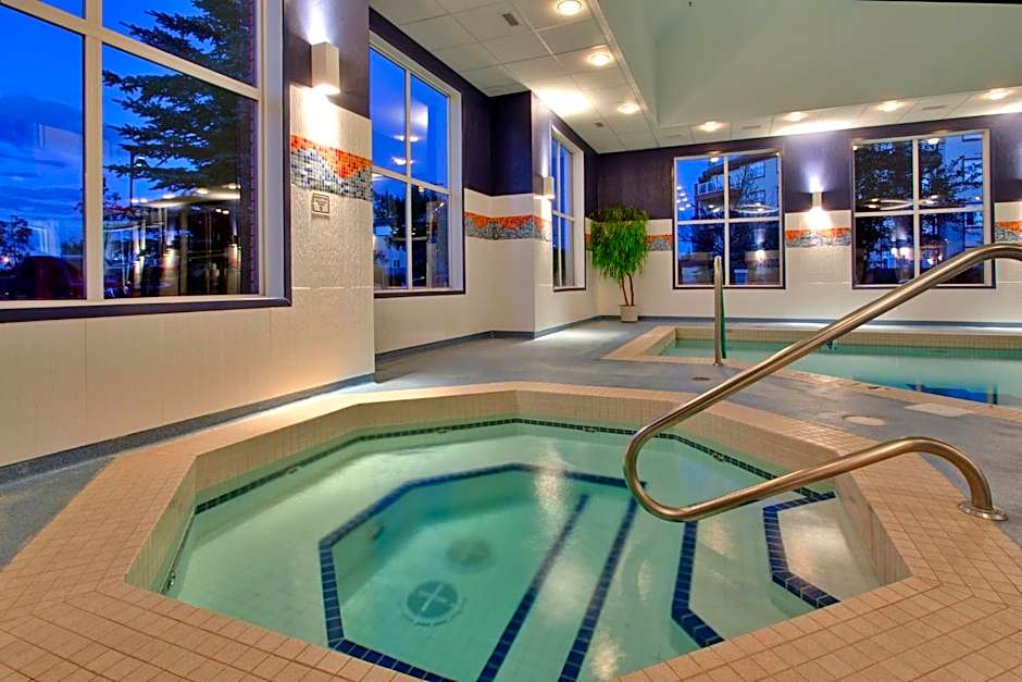 Holiday Inn Express Calgary South By IHG