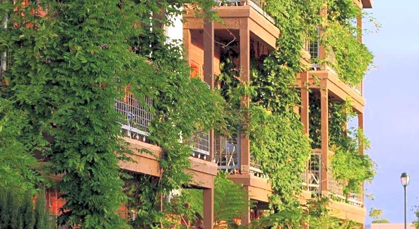Napa River Inn