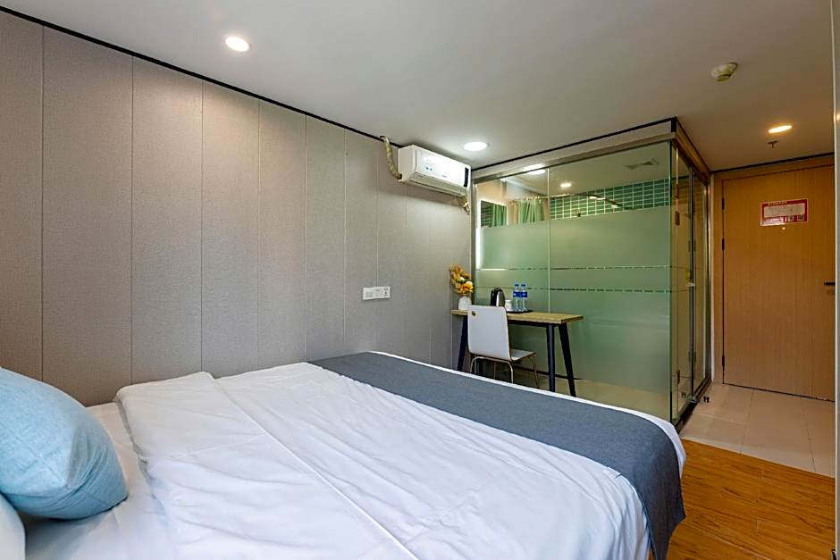 Yifang Hotel Guangzhou Shangxiajiu Pedestrian Street Yongqingfang Branch