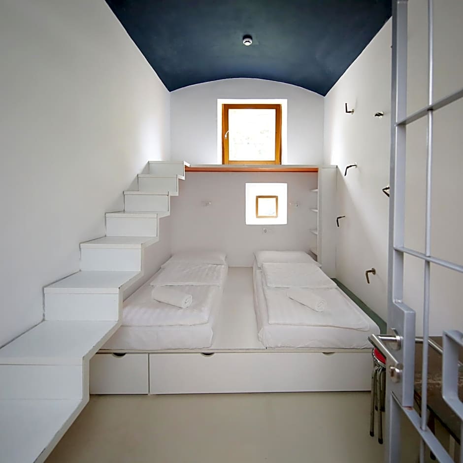 Hostel Celica