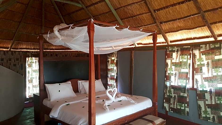 Mabata Makali Luxury Tented Camp