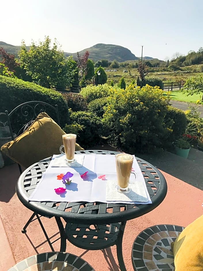 Hillcrest farmhouse Bed & Breakfast