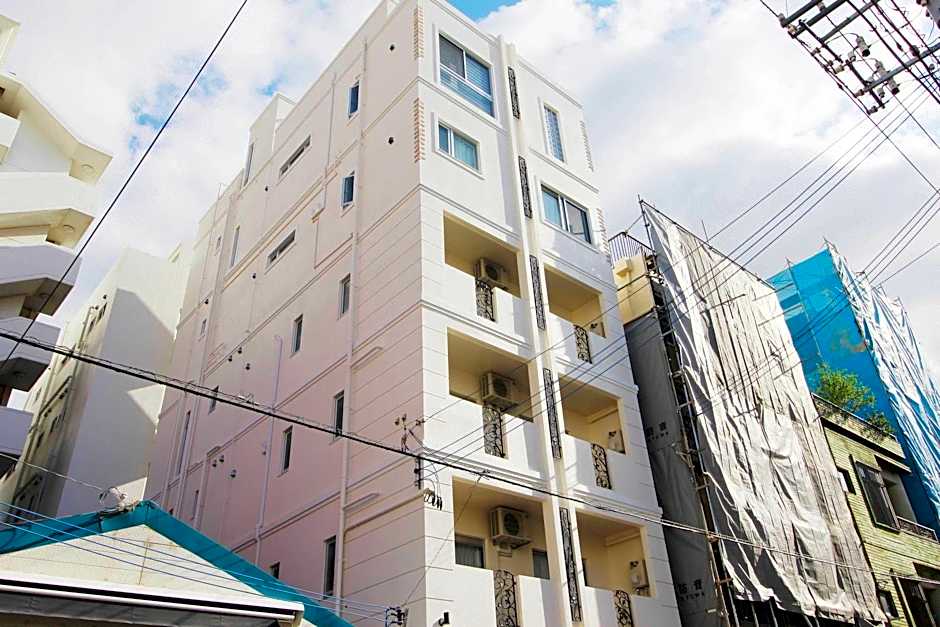 Condominium Felicita Naha