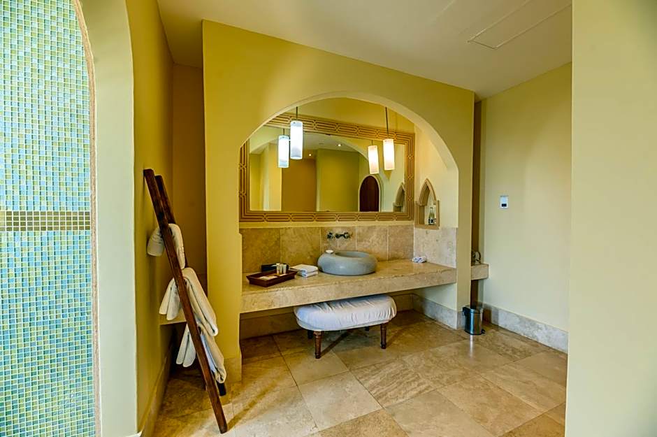 Cocoa Boutique Hotel - Your Kenyan Beachfront Bliss