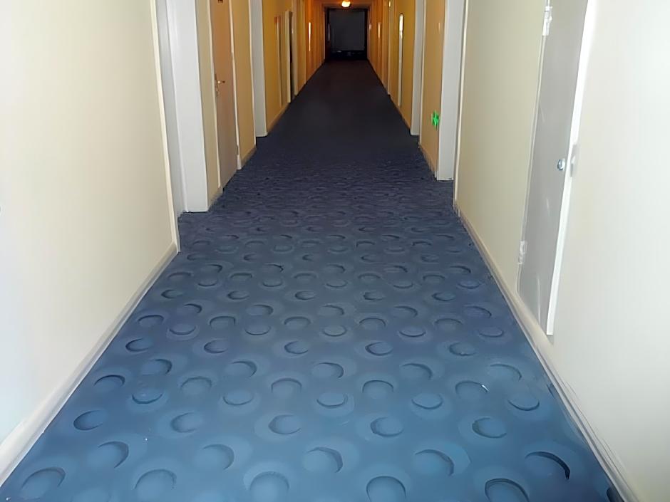 7 Days Inn Korla Passenger Station