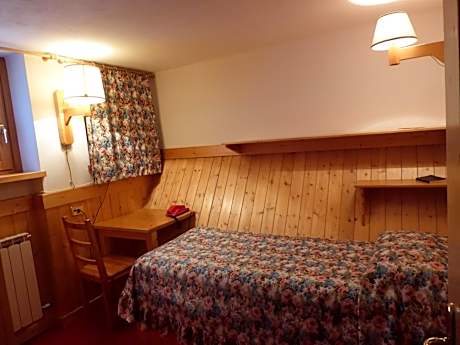 Small Single Room