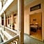 Hotel Arya Niwas