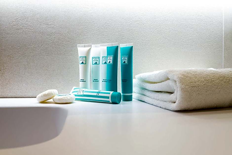 Palace Lido Hotel & Suites