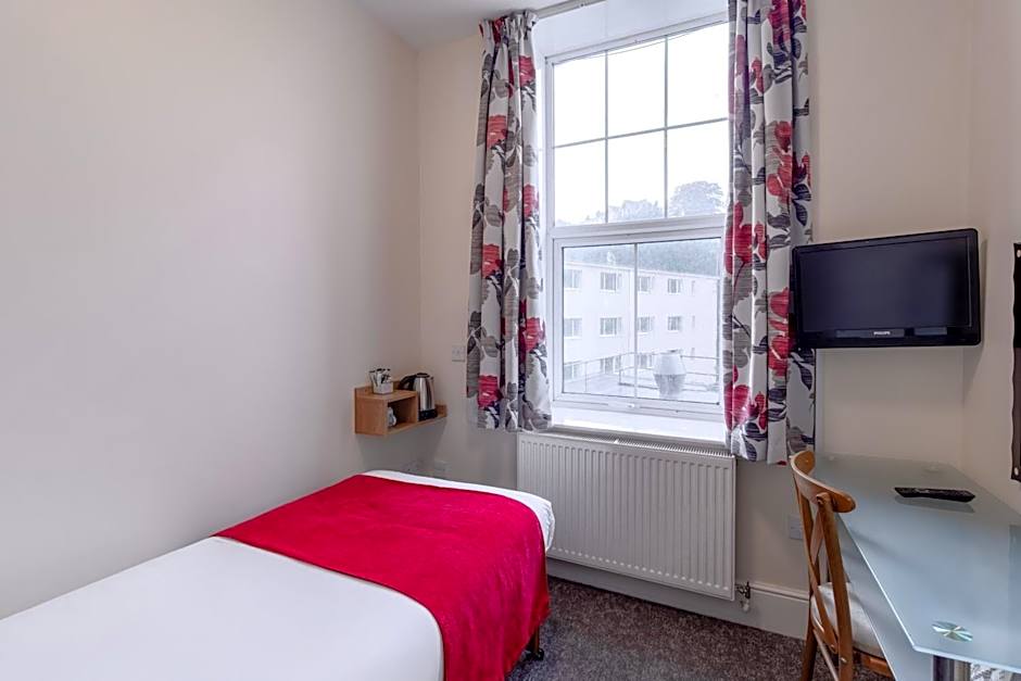 The Grand Burstin Hotel