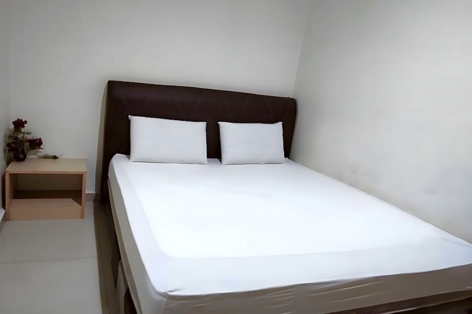 Hotel O Pondok Almirah