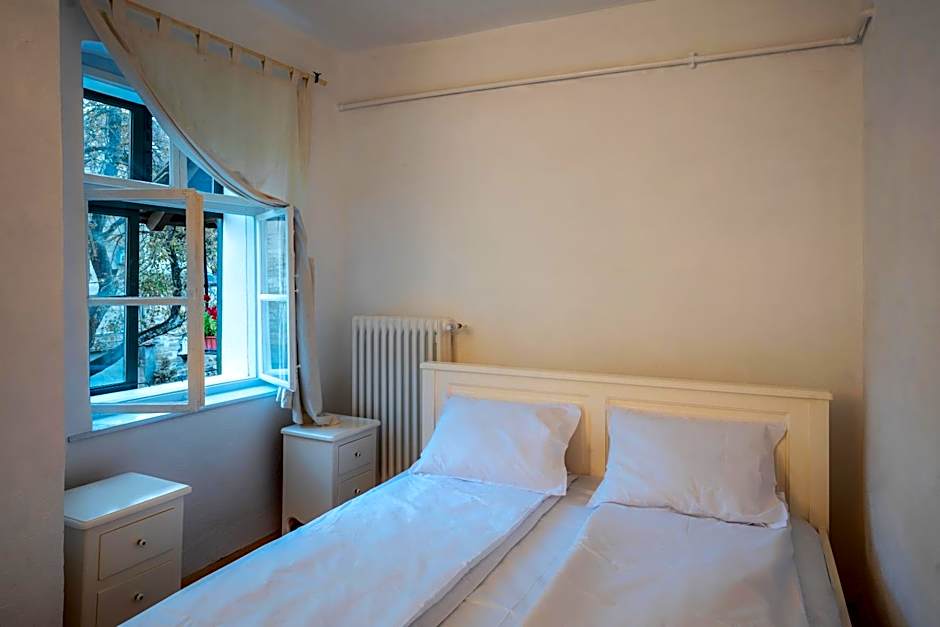 Casa Josef Bacon - La Strada -