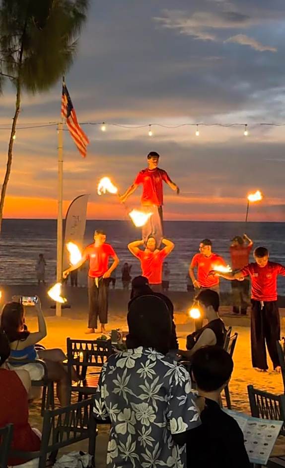 BY THE SEA - Penthouse 3 bedroom