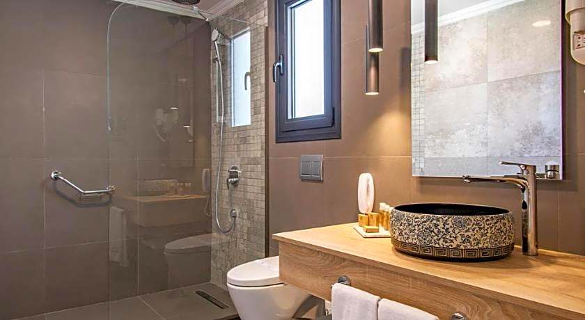 Maia Luxury Beach Hotel