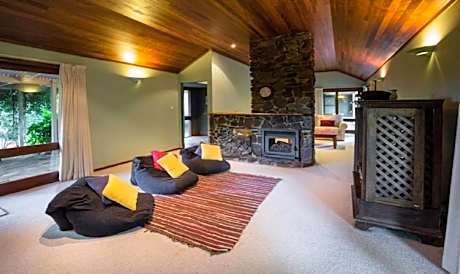 Four-Bedroom Homestead - Rainforest